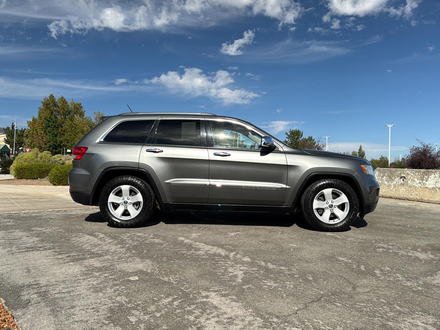 Used 2011 Jeep Grand Cherokee Overland with VIN 1J4RR6GG1BC684328 for sale in Reno, NV