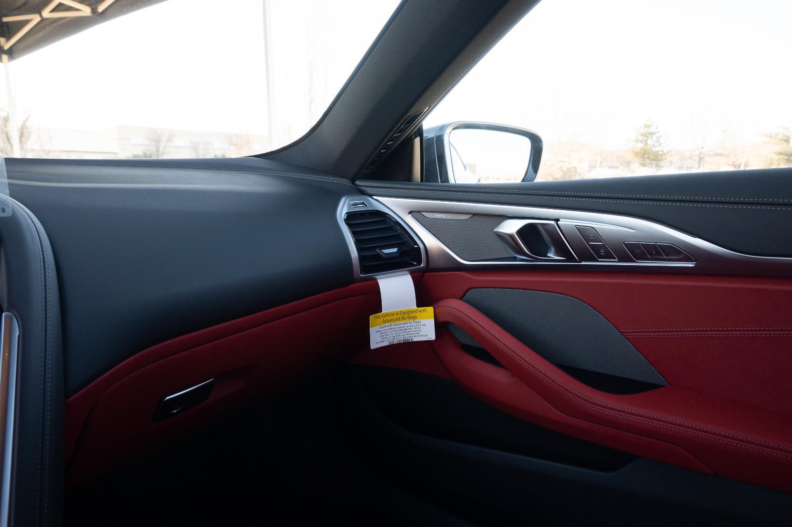 2026 BMW 8 Series 840i - Photo 25