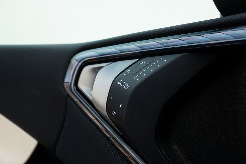 2026 BMW X3 30 - Photo 13