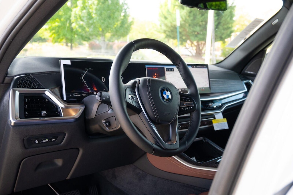 New 2026 BMW X5 xDrive50e Sports Activity Vehicle