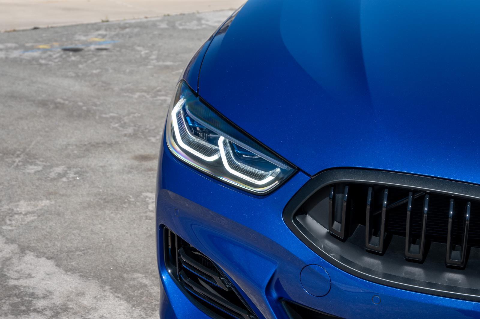 2026 BMW 8 Series M850i - Photo 15