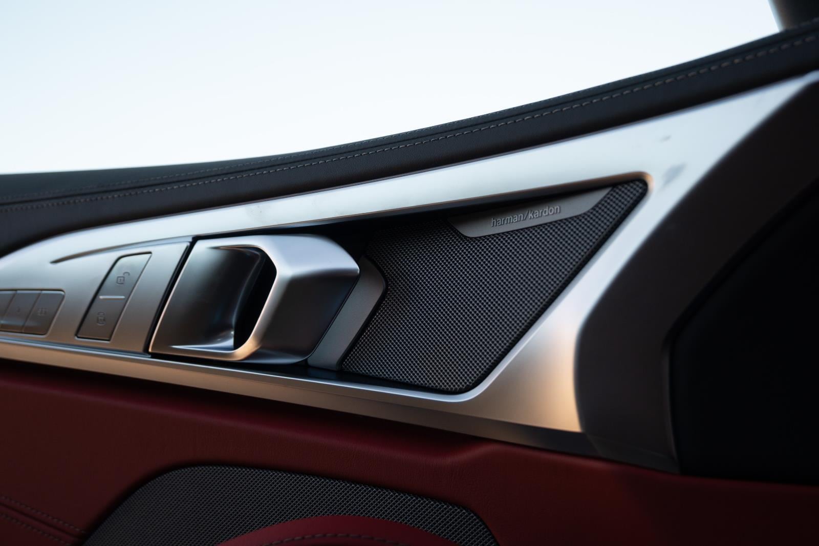 2026 BMW 8 Series 840i - Photo 21