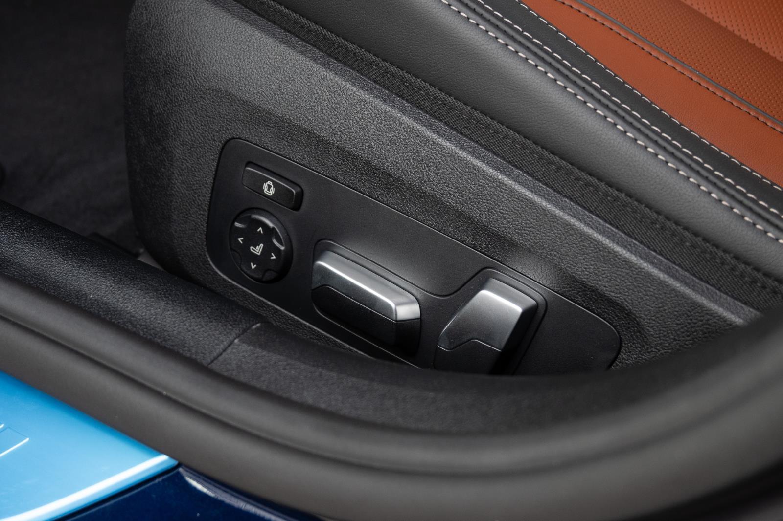 2026 BMW 8 Series 840i - Photo 26