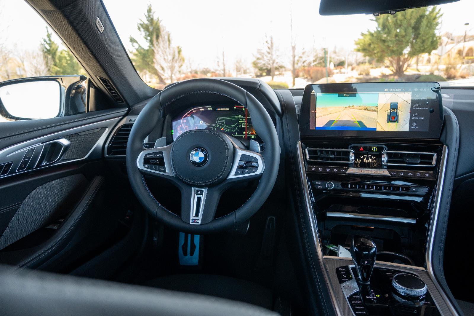 2026 BMW 8 Series M850i - Photo 27
