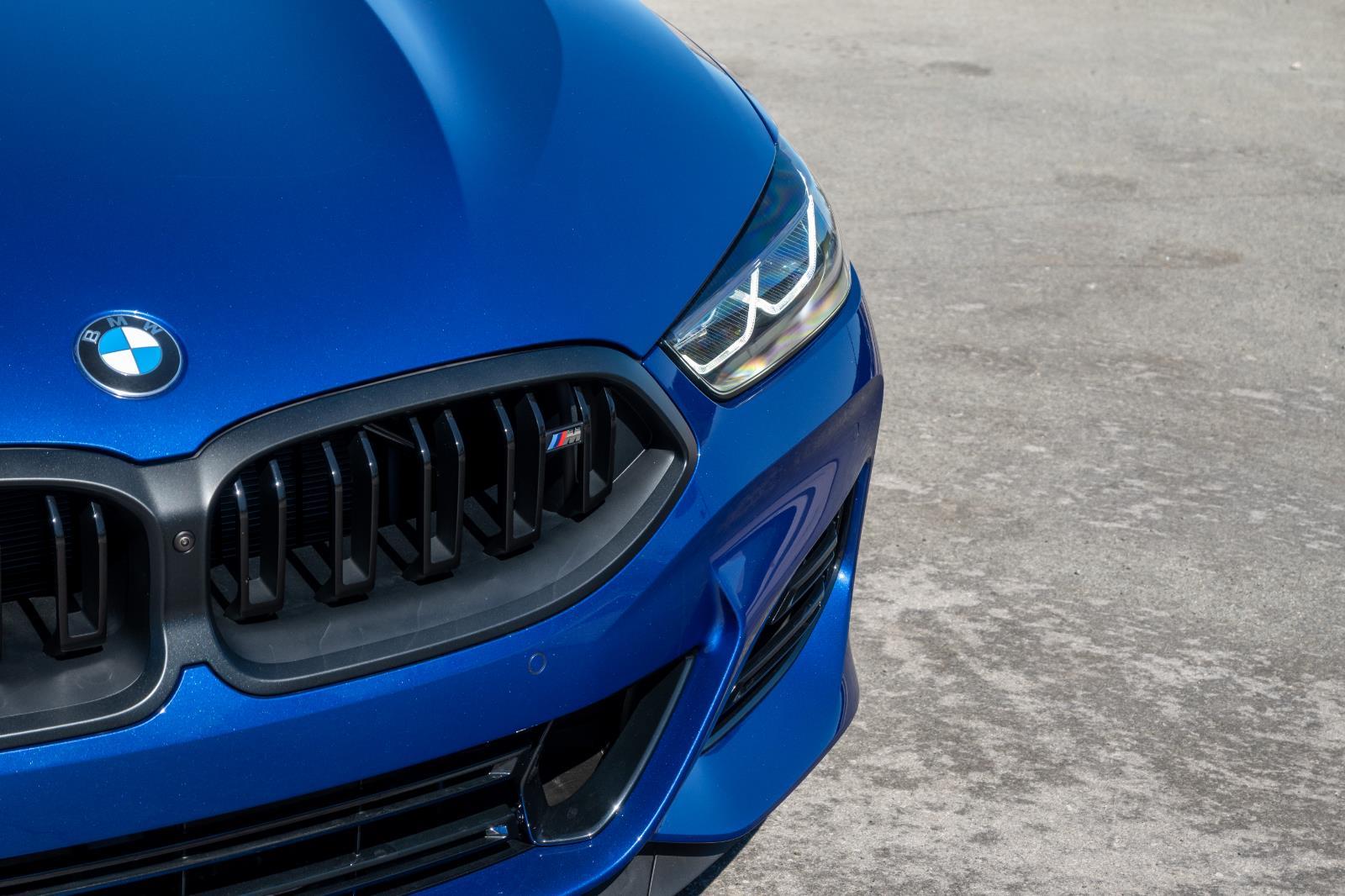 2026 BMW 8 Series M850i - Photo 28