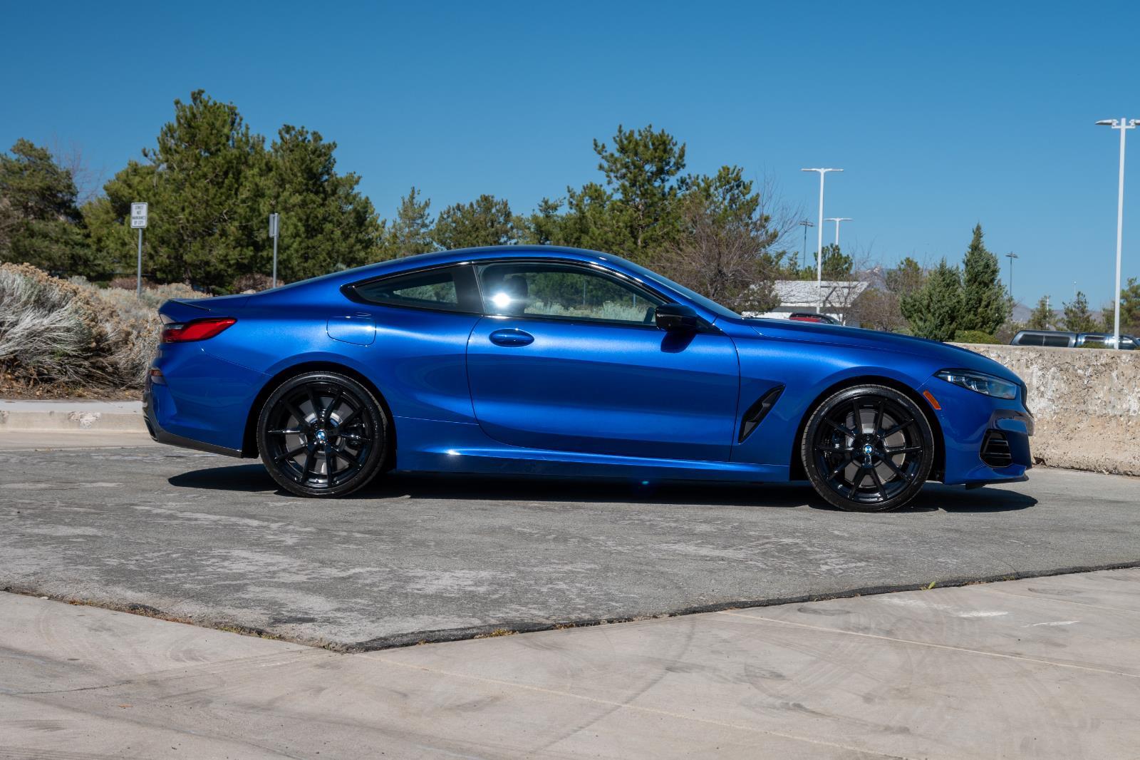 2026 BMW 8 Series M850i - Photo 6