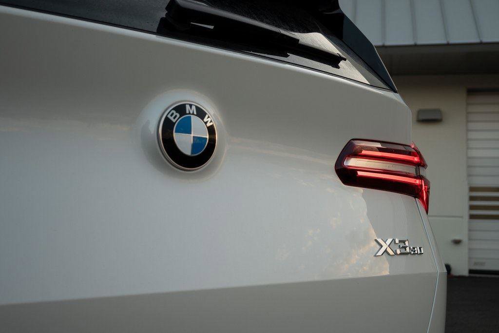 2026 BMW X3 30 - Photo 24