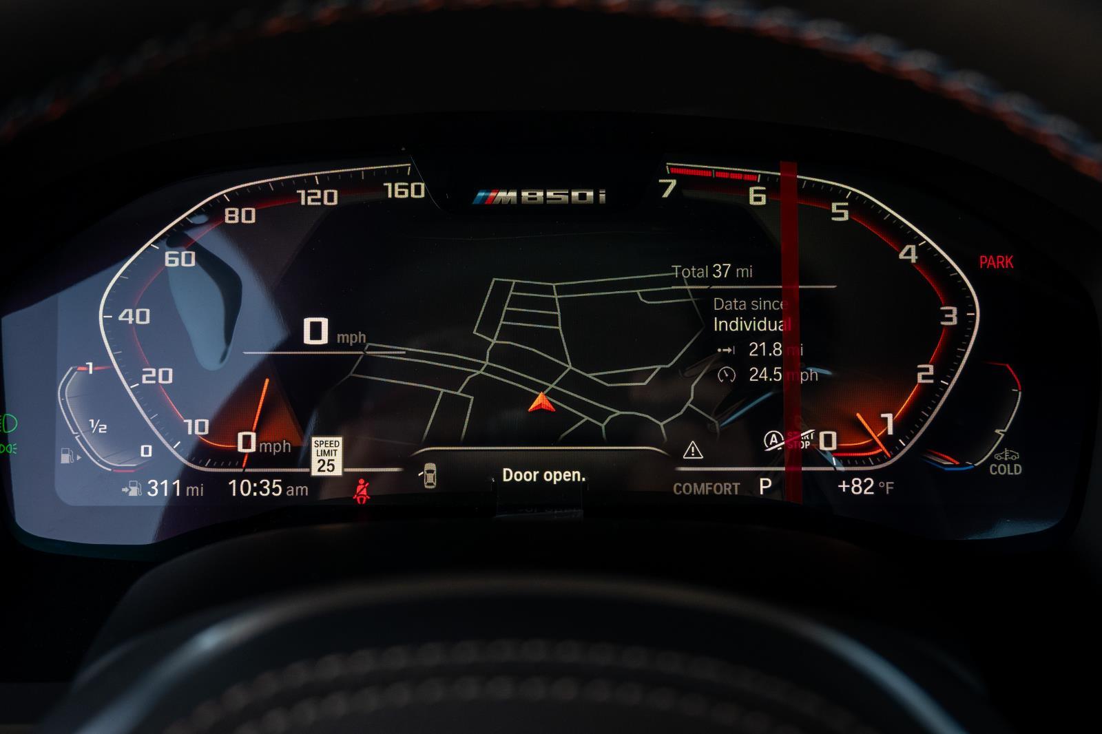 2026 BMW 8 Series M850i - Photo 23