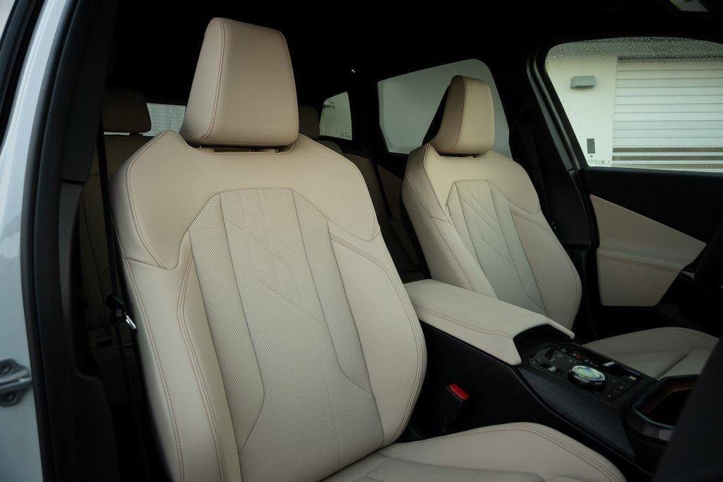 2026 BMW X3 30 - Photo 28