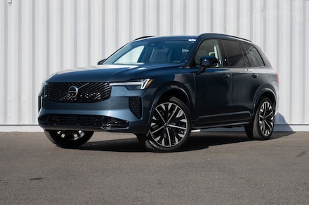 2026 Volvo XC90 B6 Ultra Dark Theme 7-Seater SUV