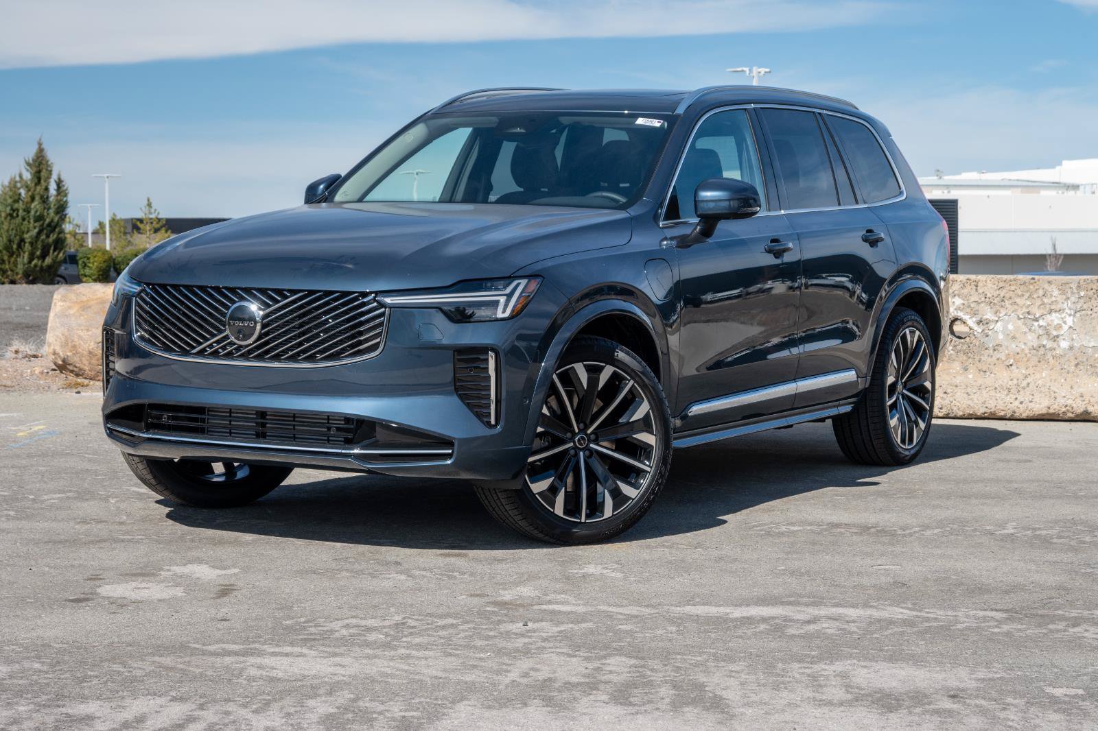 New 2026 Volvo XC90 plug-in hybrid T8 Plus 7-Seater eAWD SUV Reno, NV