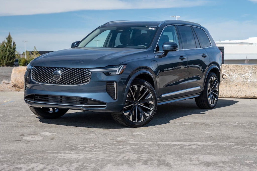 New 2026 Volvo XC90 plug-in hybrid T8 Plus 7-Seater SUV