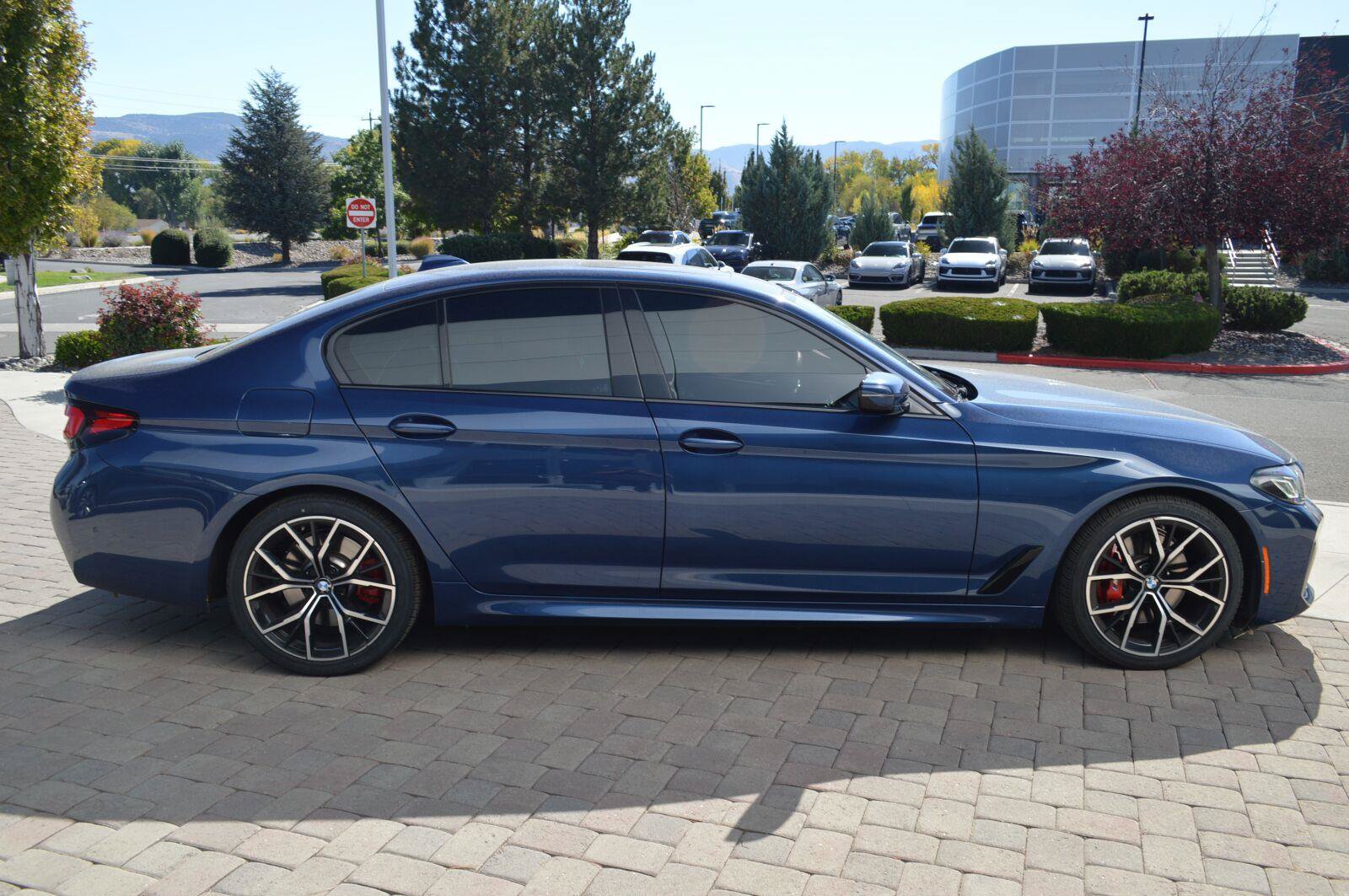 Used 2022 BMW 5 Series 530i xDrive Sedan