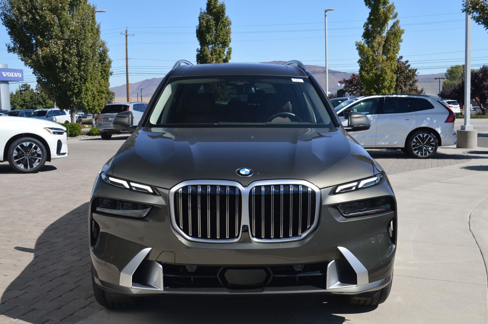 Used 2026 BMW X7 xDrive40i Sports Activity Vehicle