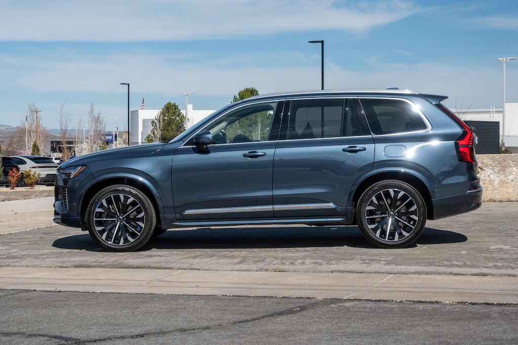 New 2026 Volvo XC90 plug-in hybrid T8 Plus 7-Seater SUV