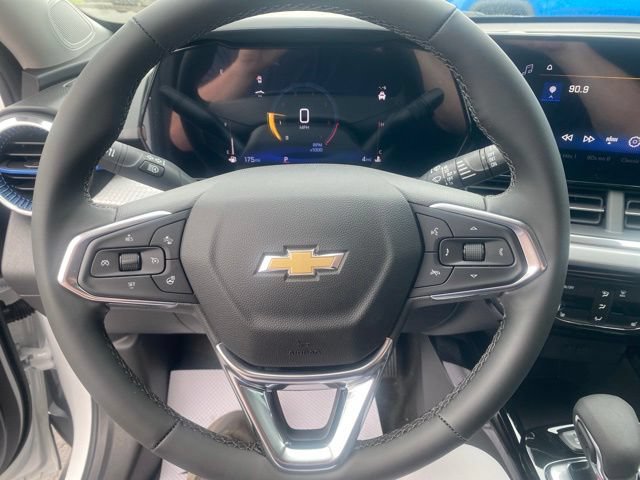 2026 Chevrolet Trax LT - Photo 8