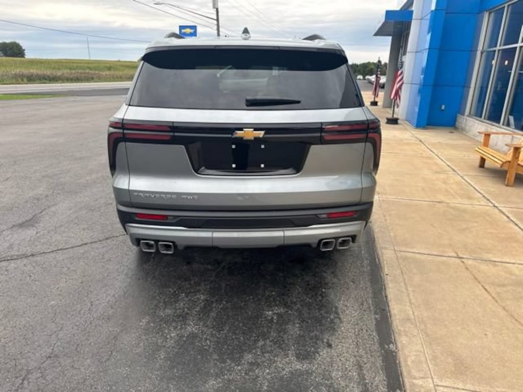 New 2027 Chevrolet Traverse LT SUV