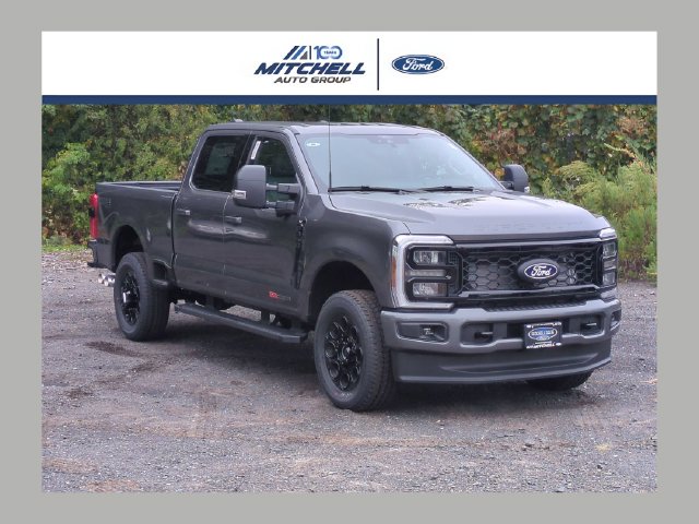 2027 Ford F-350 XLT Super Duty Trucks