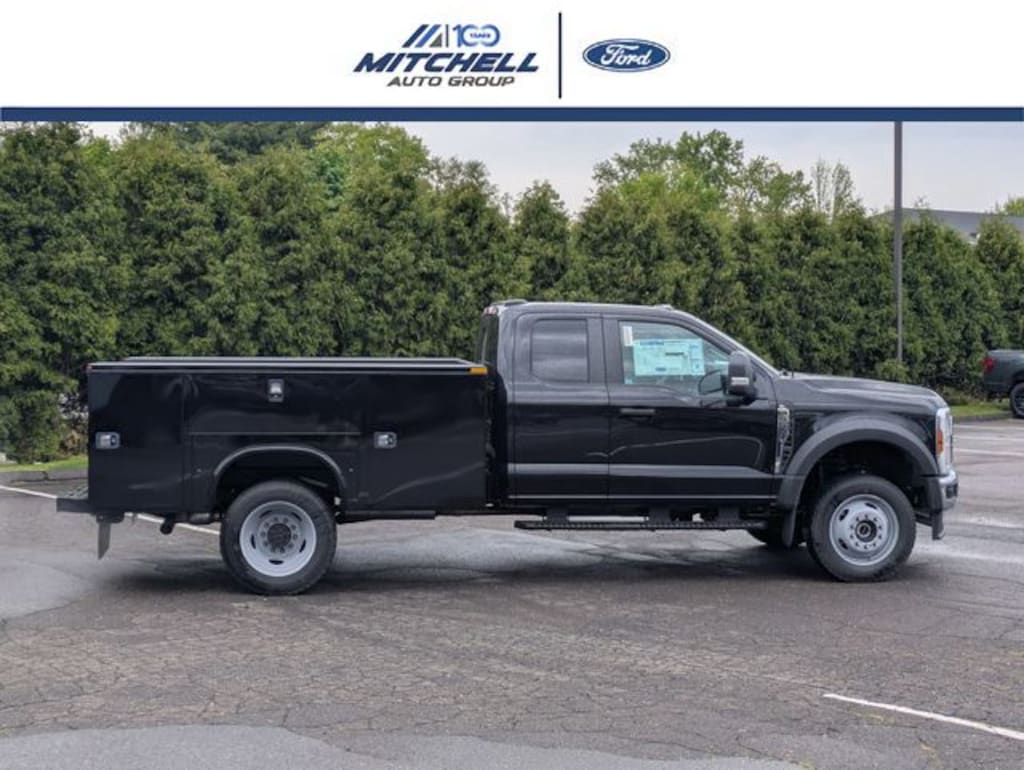 New 2026 Ford F-550 Chassis Upfitted w/ Service Body Truck Super Cab