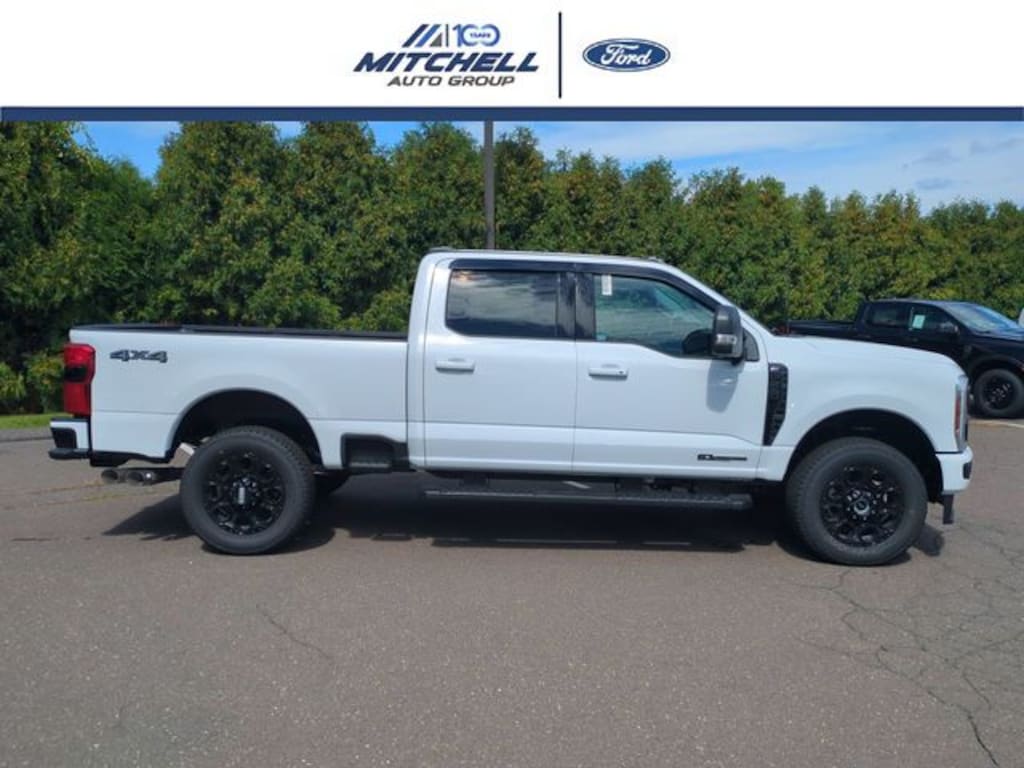 New 2026 Ford F-250 XLT Super Duty Truck Crew Cab