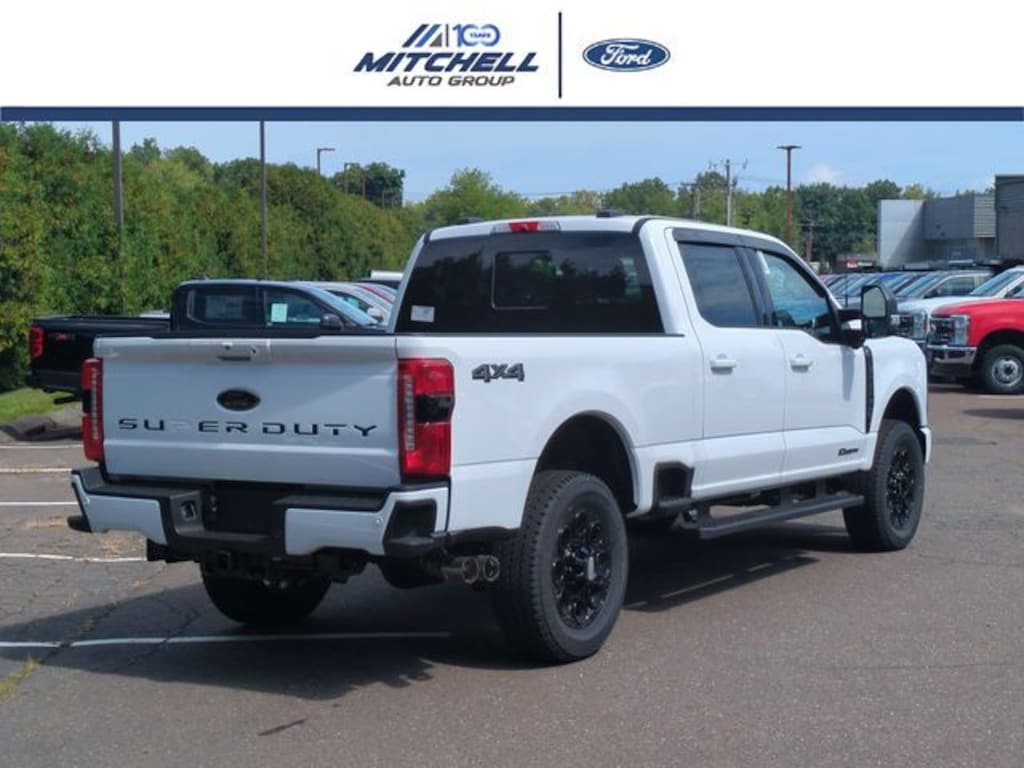 New 2026 Ford F-250 XLT Super Duty Truck Crew Cab
