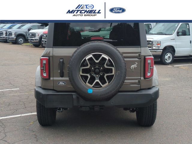 New 2026 Ford Bronco Outer Banks SUV