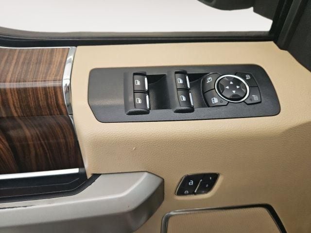 2017 Ford F-150 Lariat - Photo 15