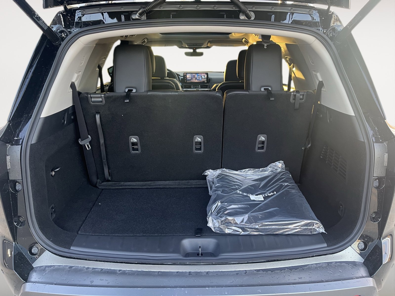 2026 Nissan Pathfinder SL - Photo 10