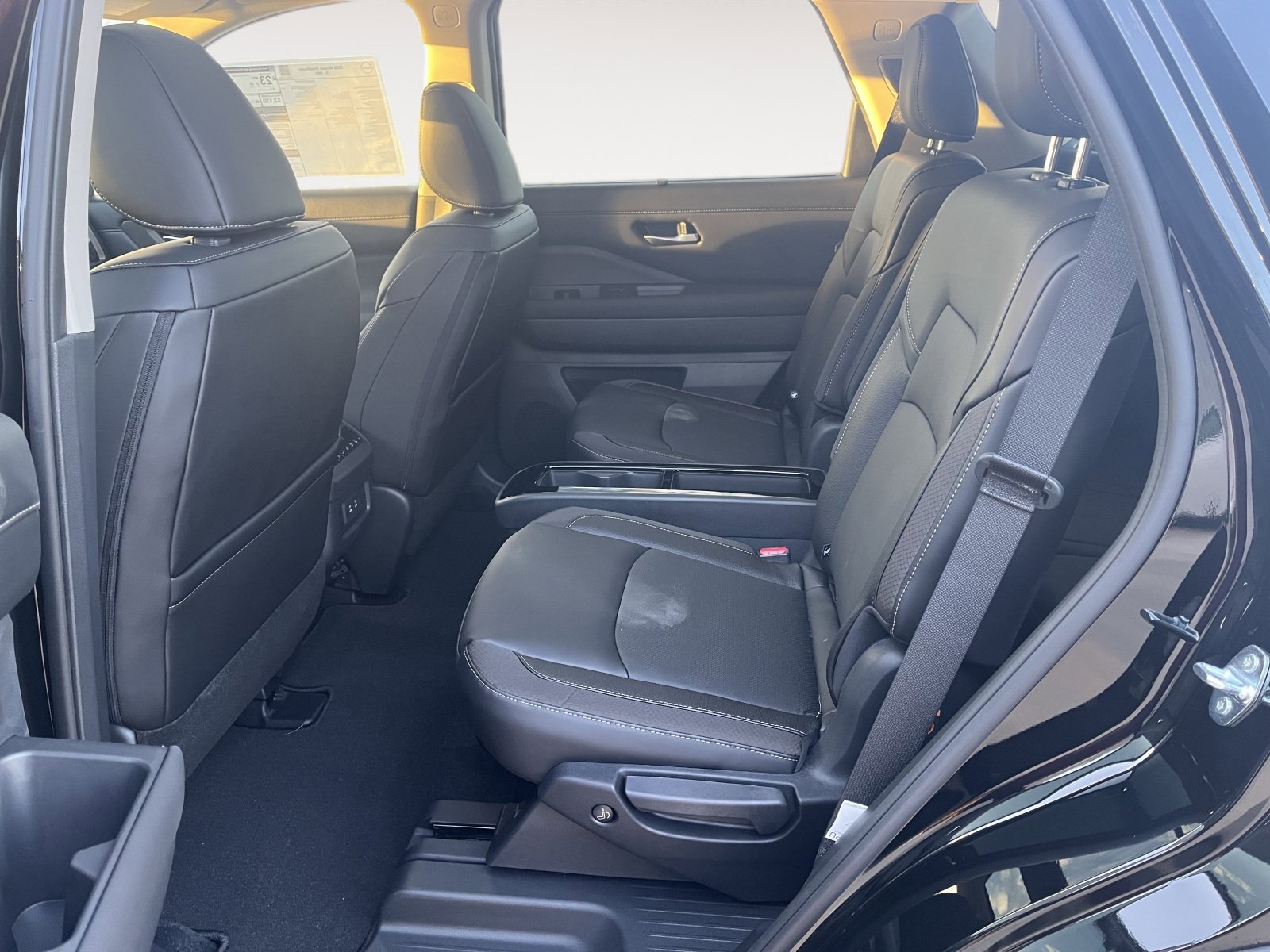 2026 Nissan Pathfinder SL - Photo 12