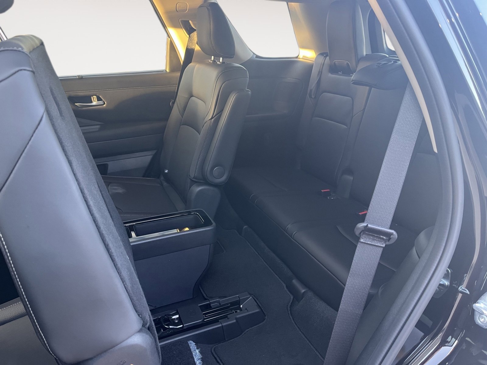 2026 Nissan Pathfinder SL - Photo 11