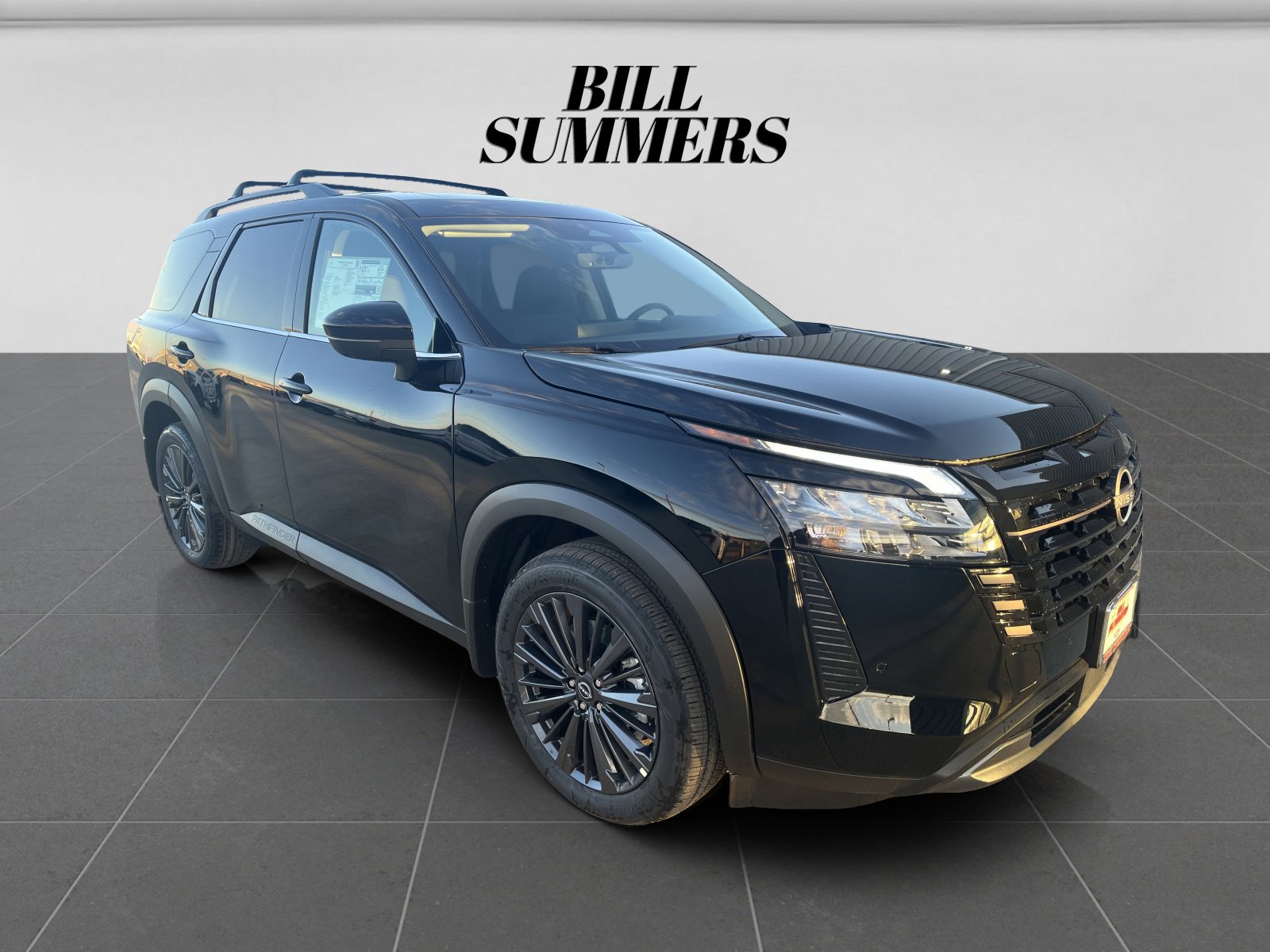 2026 Nissan Pathfinder SL - Photo 3