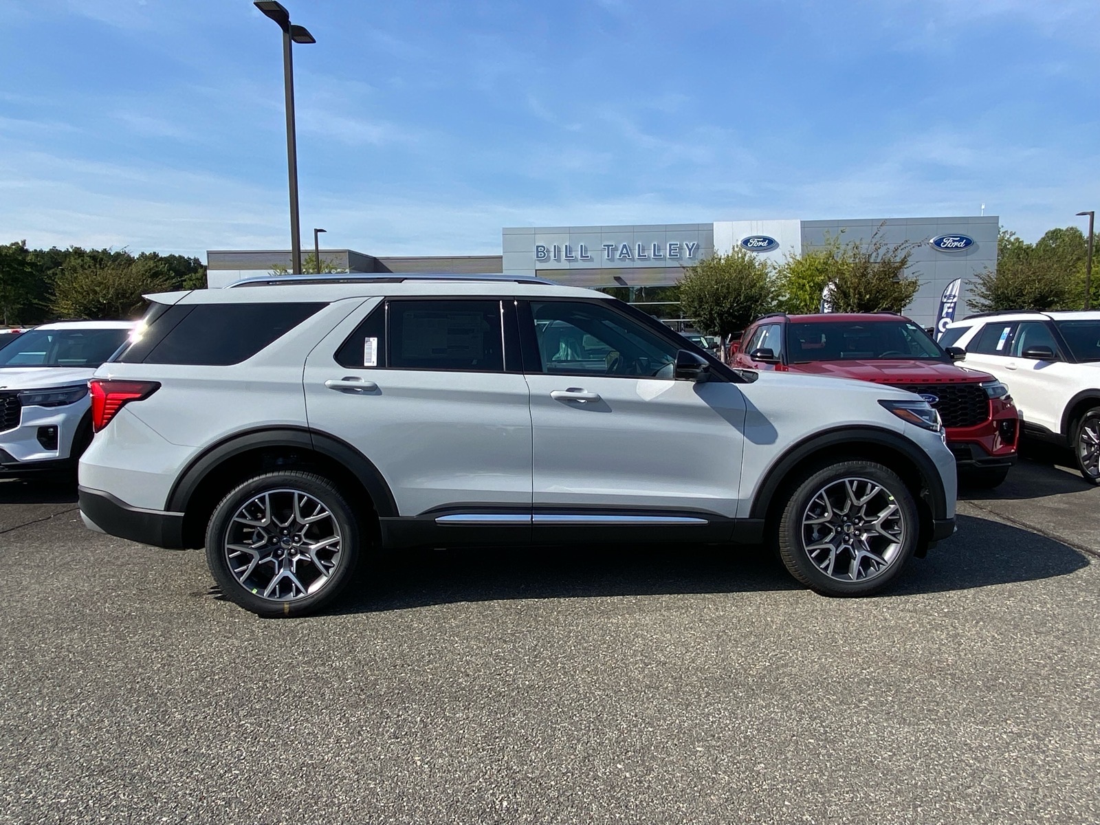 New 2027 Ford Explorer Platinum SUV