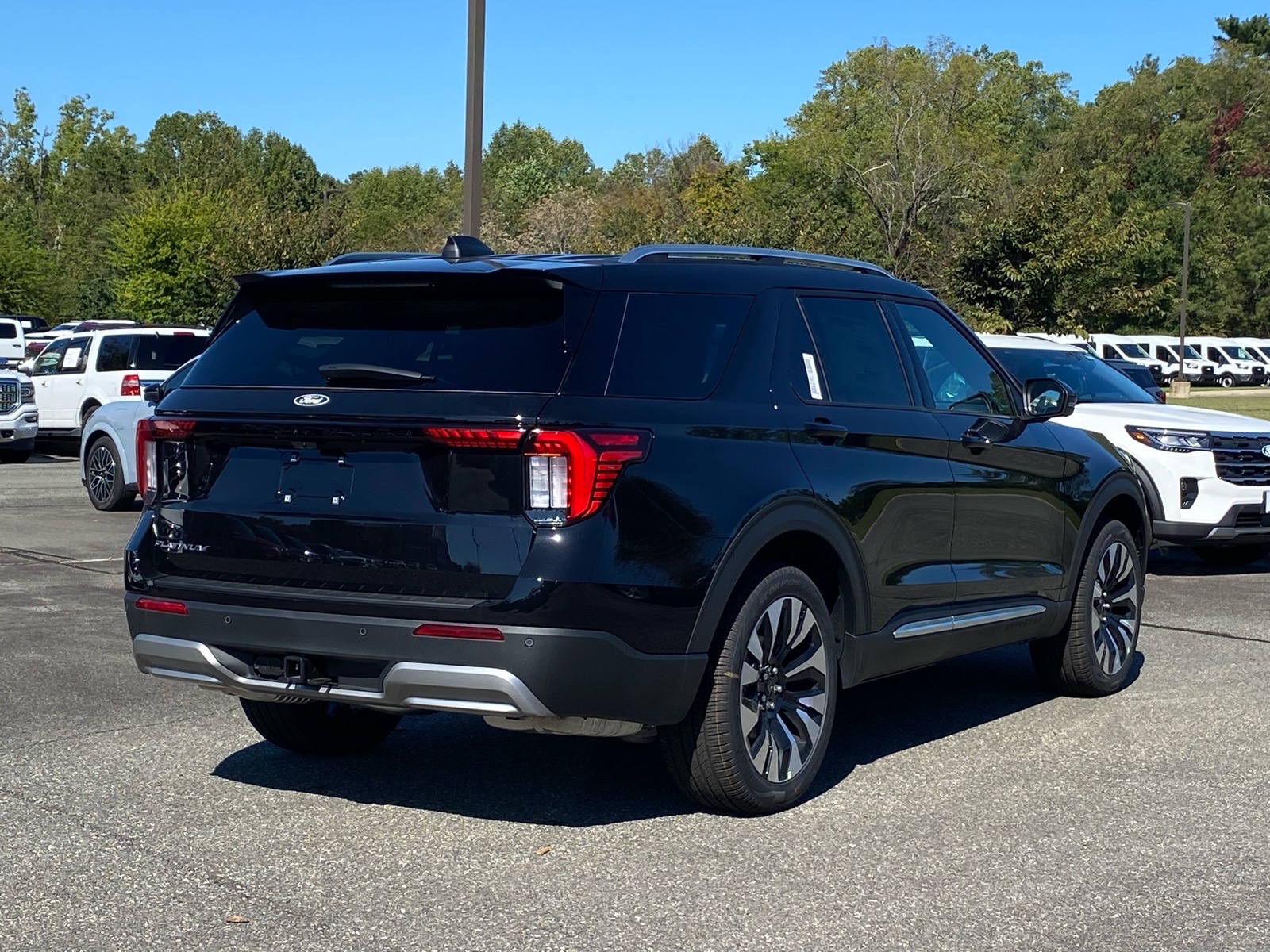 New 2027 Ford Explorer Platinum SUV