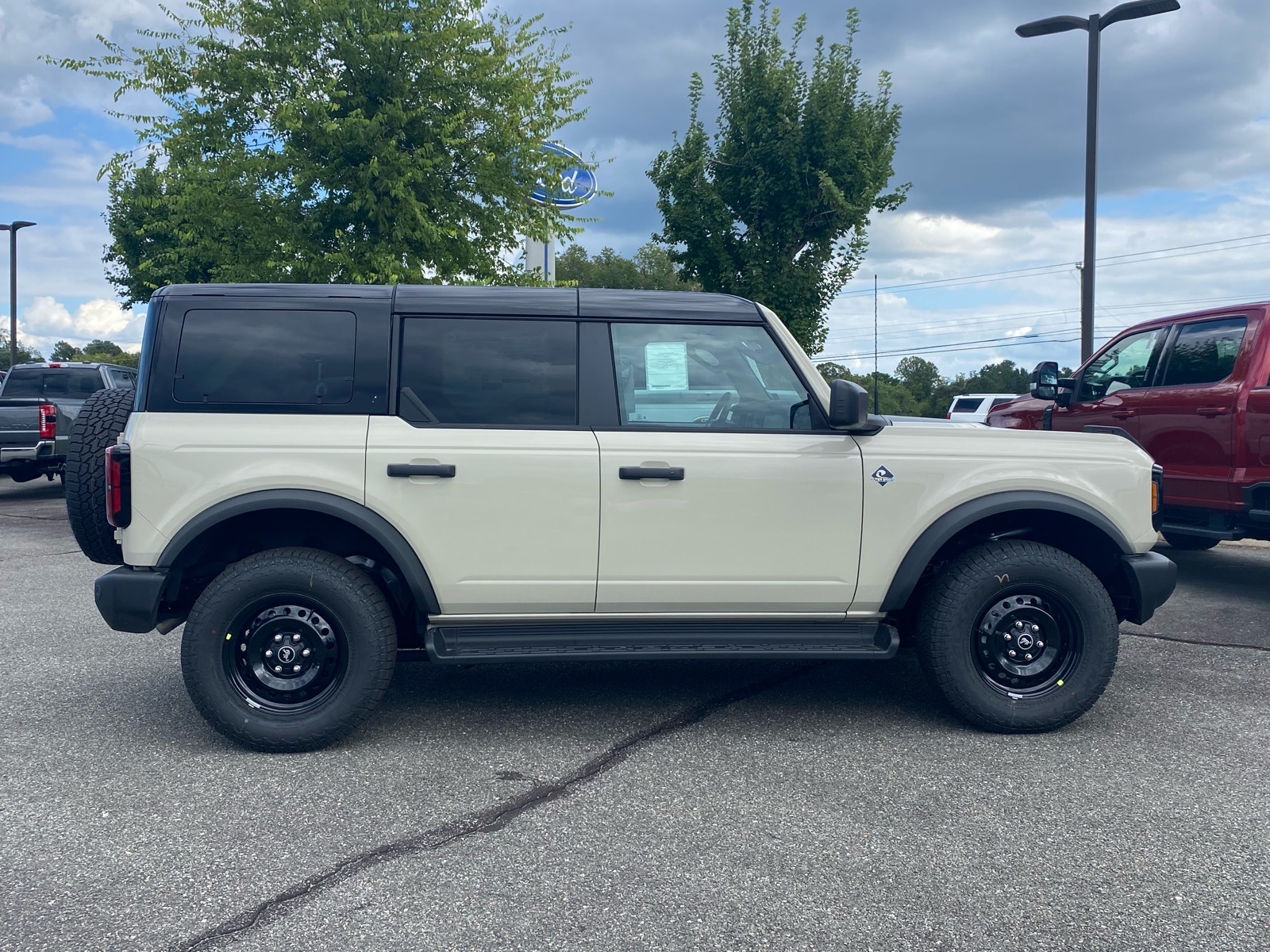 New 2026 Ford Bronco Outer Banks SUV