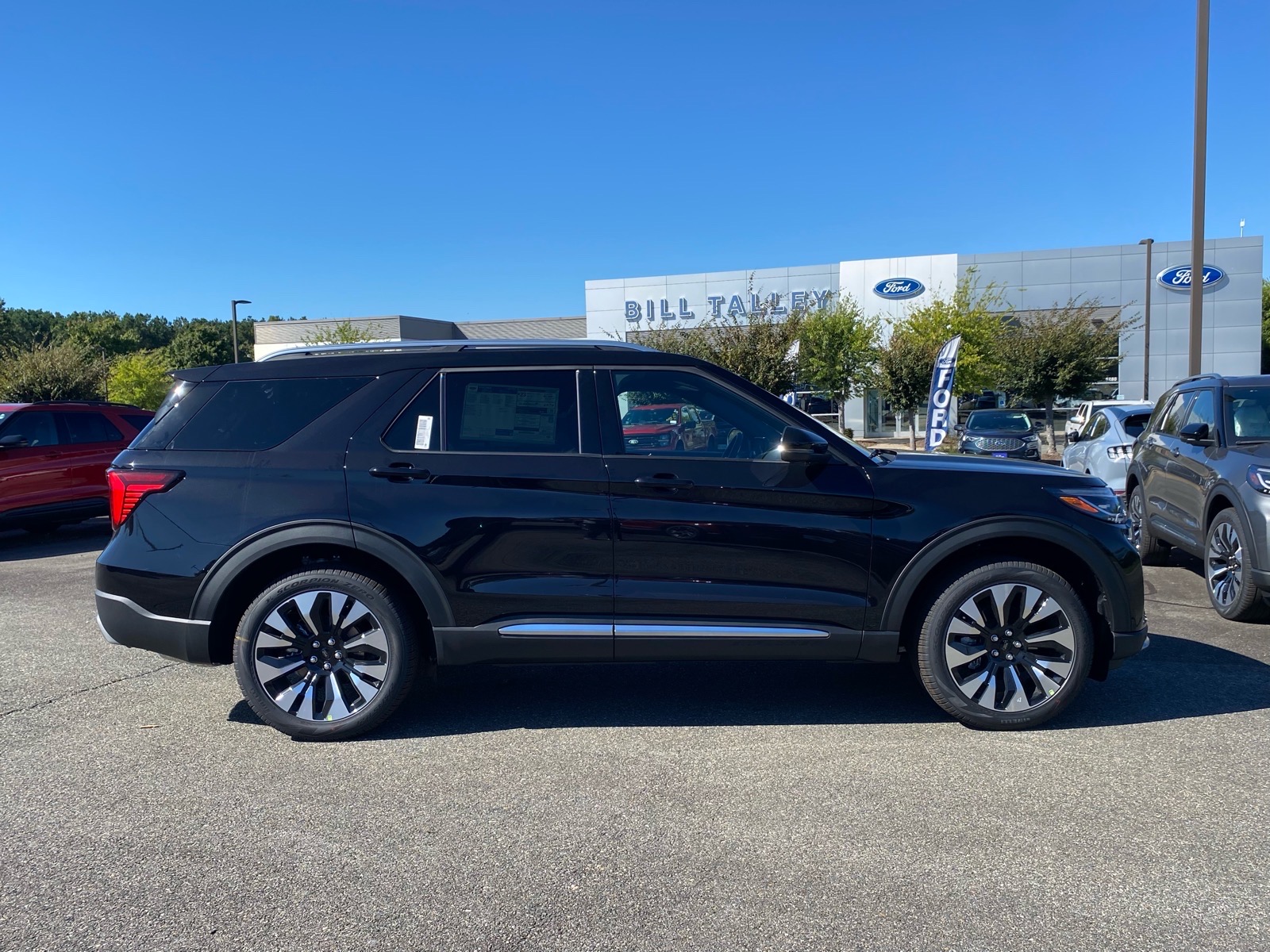 New 2027 Ford Explorer Platinum SUV