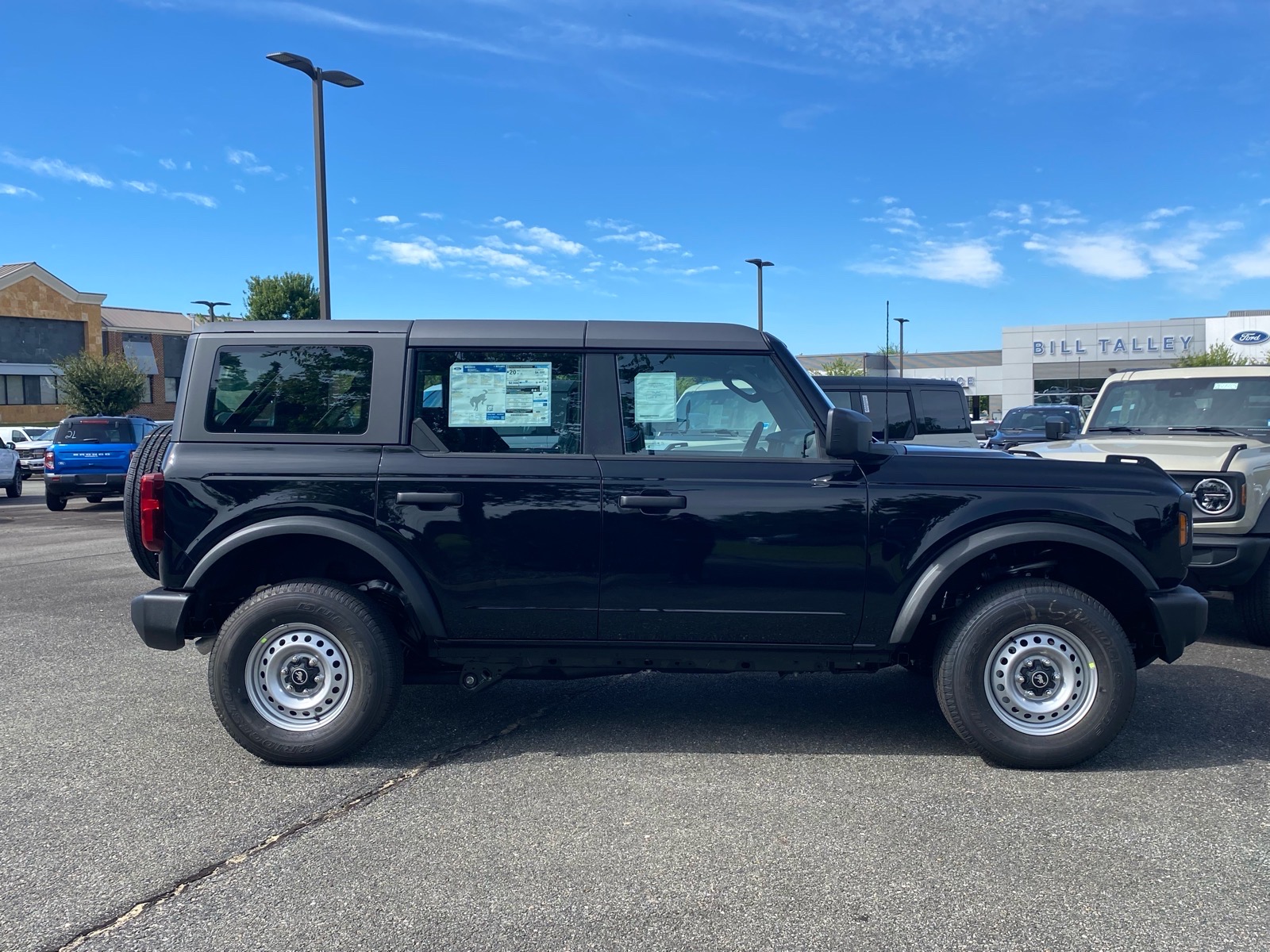 New 2026 Ford Bronco Base SUV