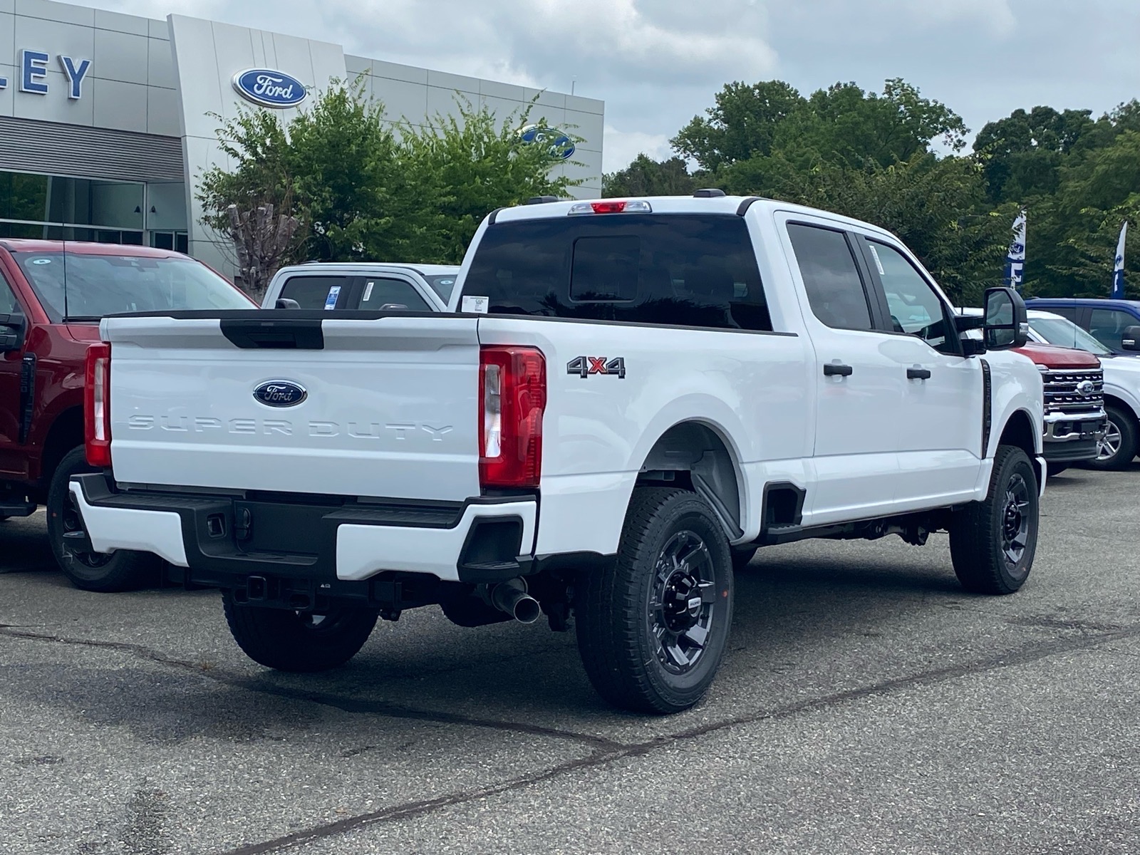 New 2026 Ford F-250SD XL Truck Crew Cab
