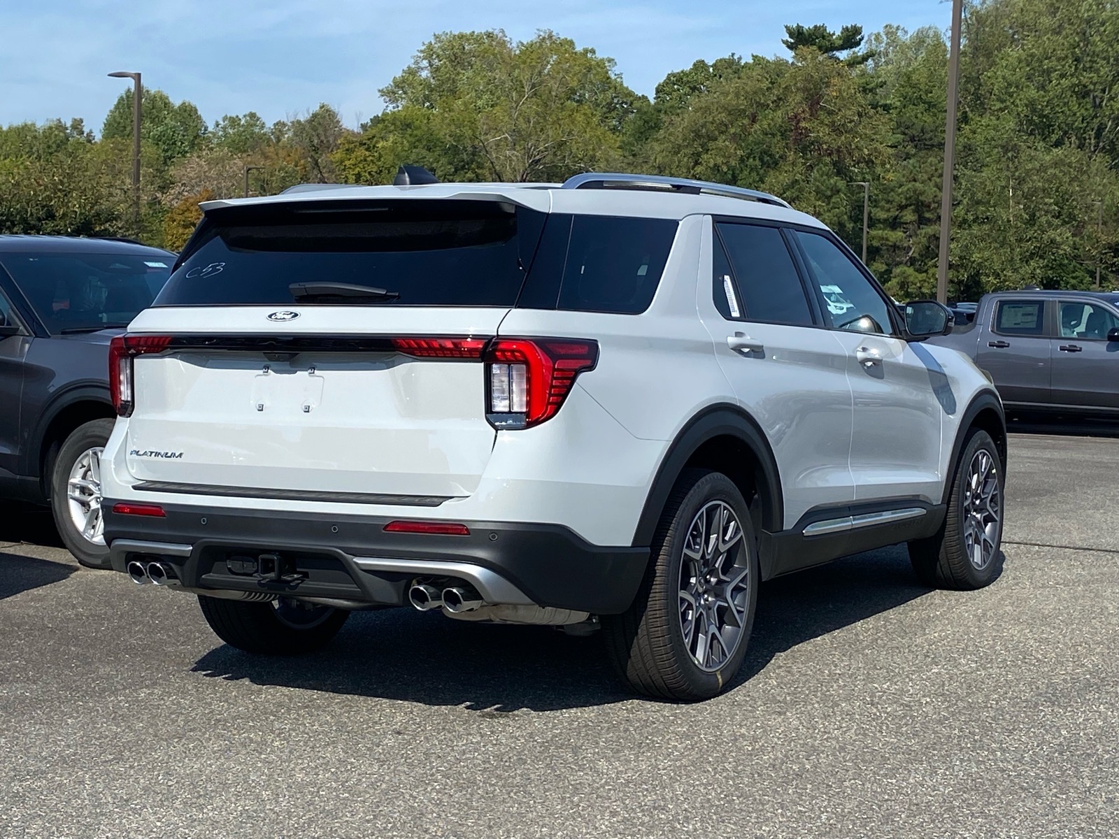 New 2027 Ford Explorer Platinum SUV