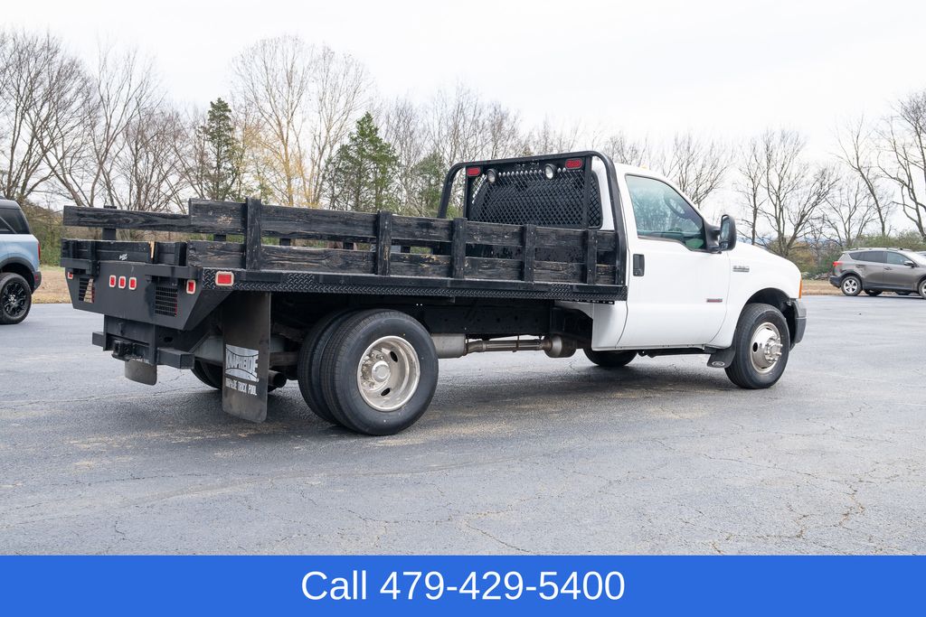 2005 Ford F-350 Super Duty Chassis Cab XL - Photo 6