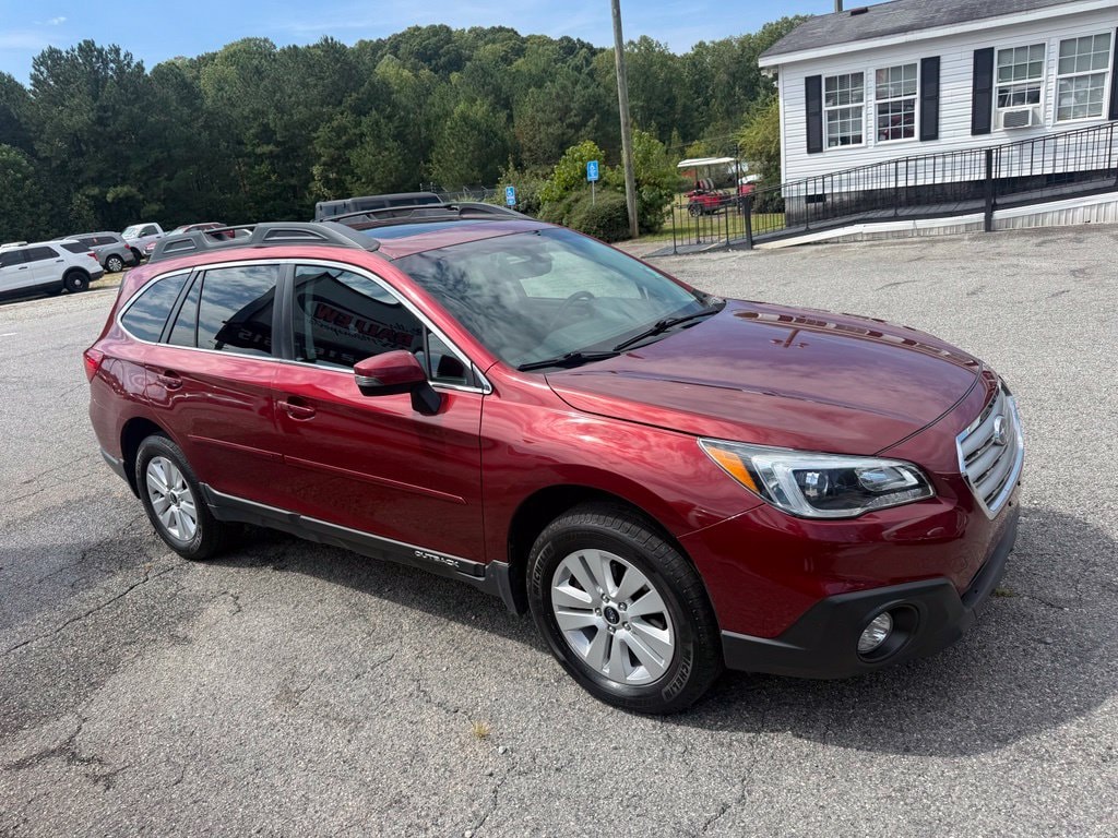 Used 2017 Subaru Outback 2.5i Premium with SUV
