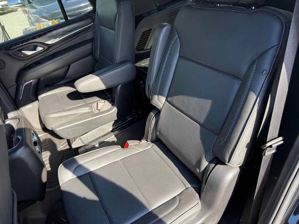 2022 GMC Yukon Denali - Photo 12