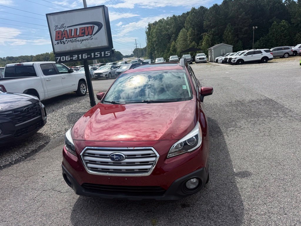 Used 2017 Subaru Outback 2.5i Premium with SUV