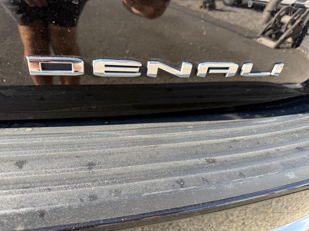 2022 GMC Yukon Denali - Photo 5