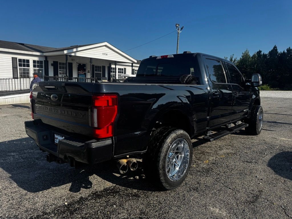 Used 2020 Ford F-250SD Lariat Truck