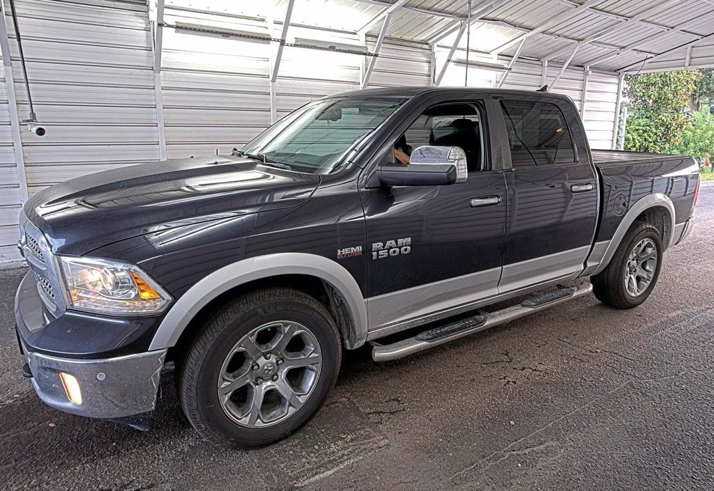 2017 RAM 1500 Pickup Laramie
