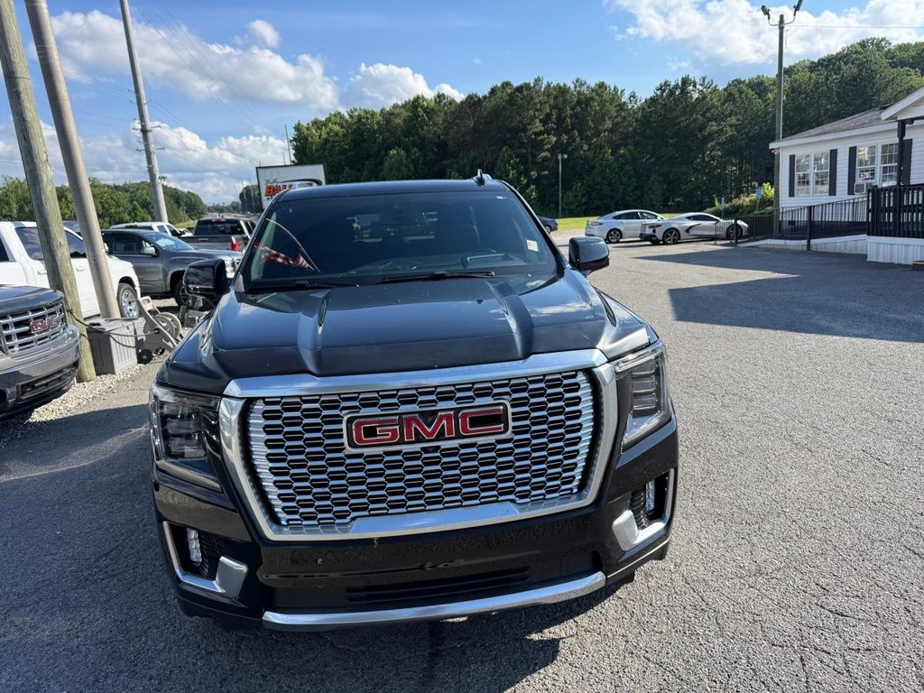 2022 GMC Yukon Denali - Photo 2