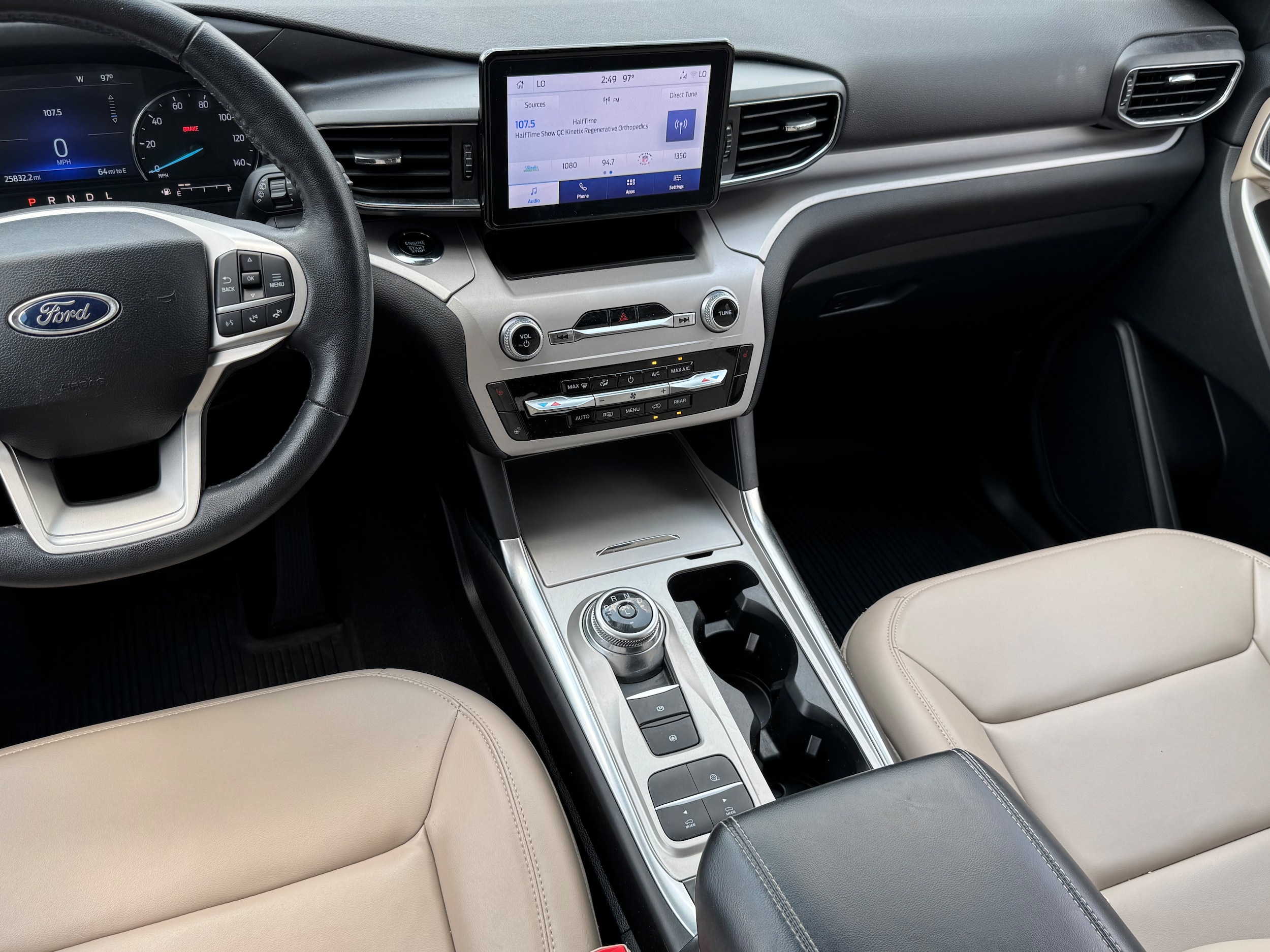 2023 Ford Explorer XLT - Photo 15