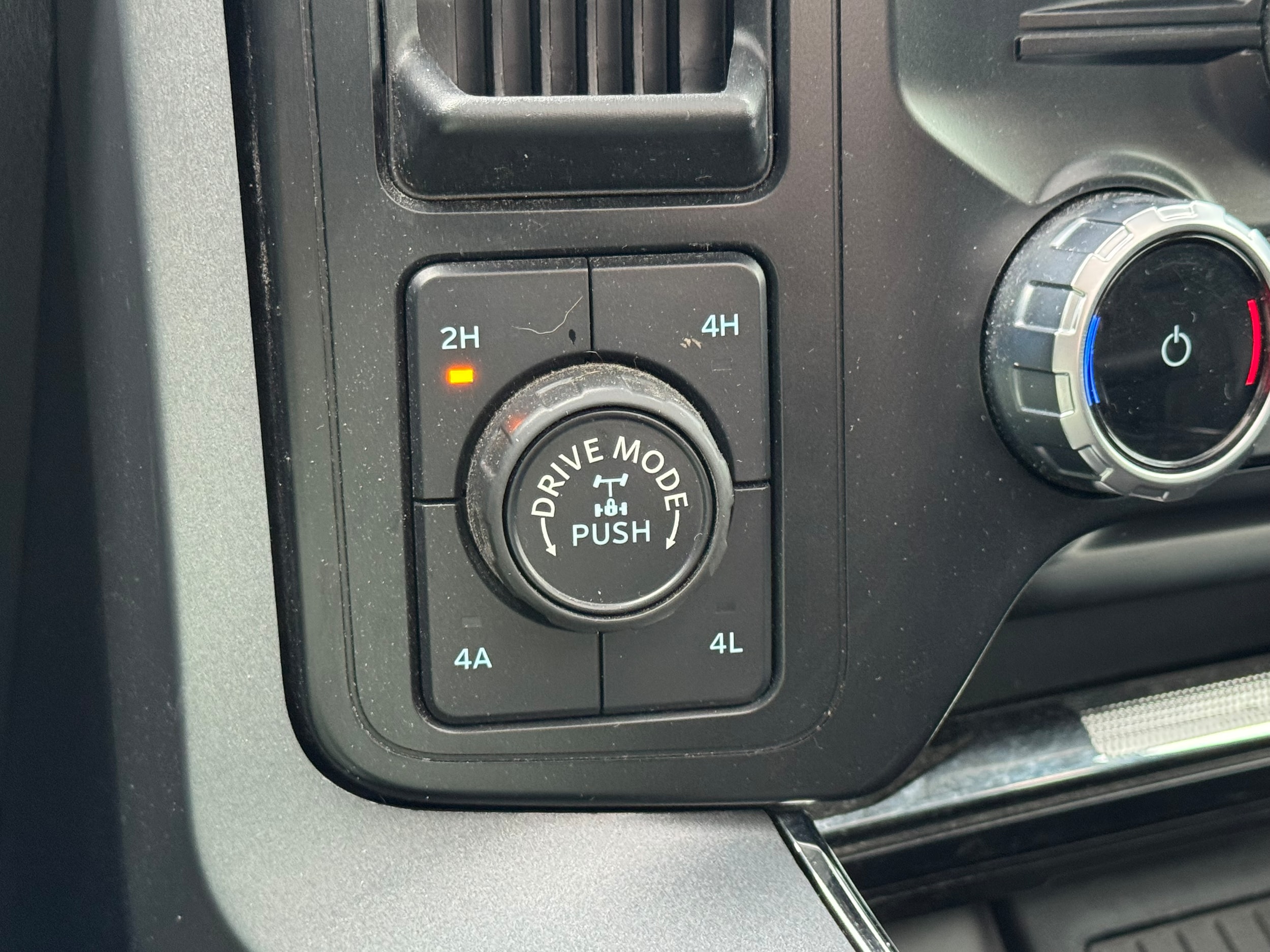 2023 Ford F-150 Lariat - Photo 23