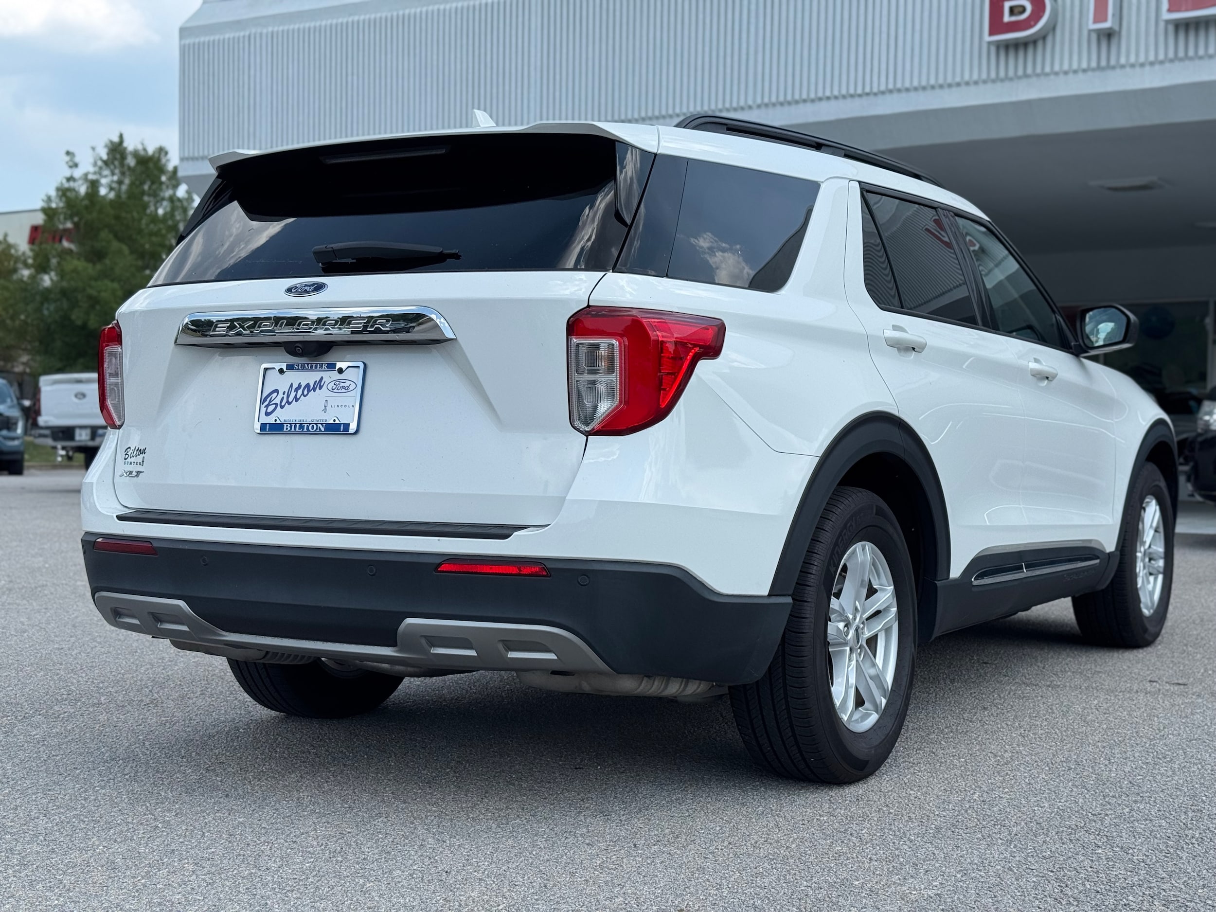 2023 Ford Explorer XLT - Photo 32