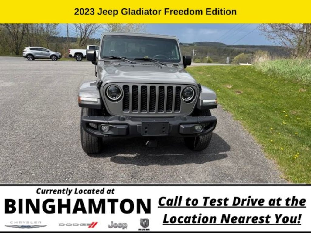 Used 2023 Jeep Gladiator Sport Truck Crew Cab